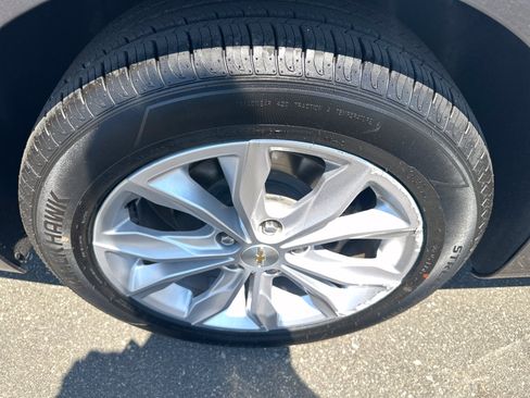 Used 2023 Chevrolet Malibu LT FWD image 30