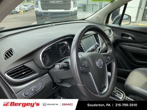 Certified 2020 Buick Encore Preferred FWD image 12