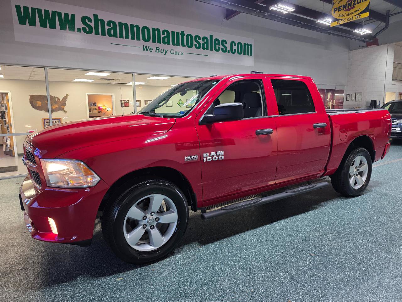 Used 2016 RAM 1500 Express w/ Popular Equipment Group AWD/4WD image 2