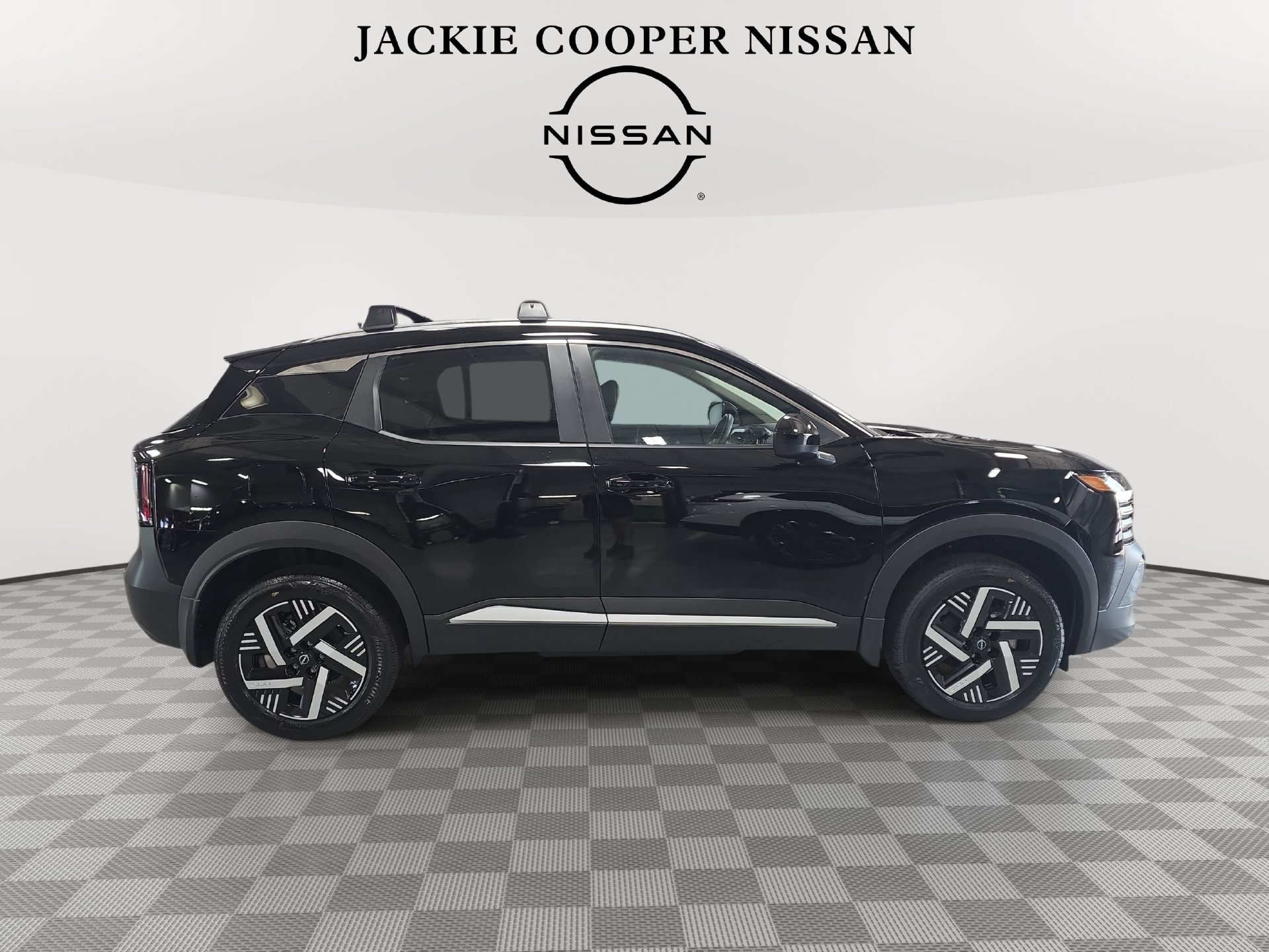 New 2027 Nissan Kicks SV w/ SV Premium Package FWD image 4