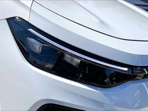 New 2026 Volkswagen Tiguan SE R-Line FWD image 29