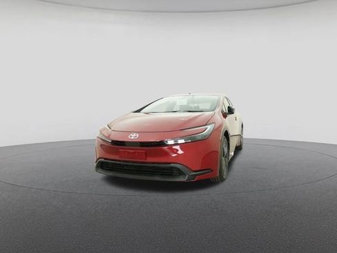 New 2026 Toyota Prius LE image 32
