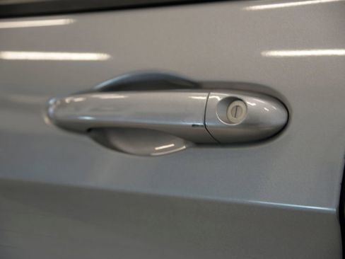 Used 2016 Jeep Cherokee Trailhawk w/ Cold Weather Group image 13