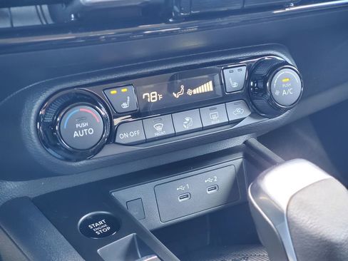 New 2026 Nissan Kicks SV image 27