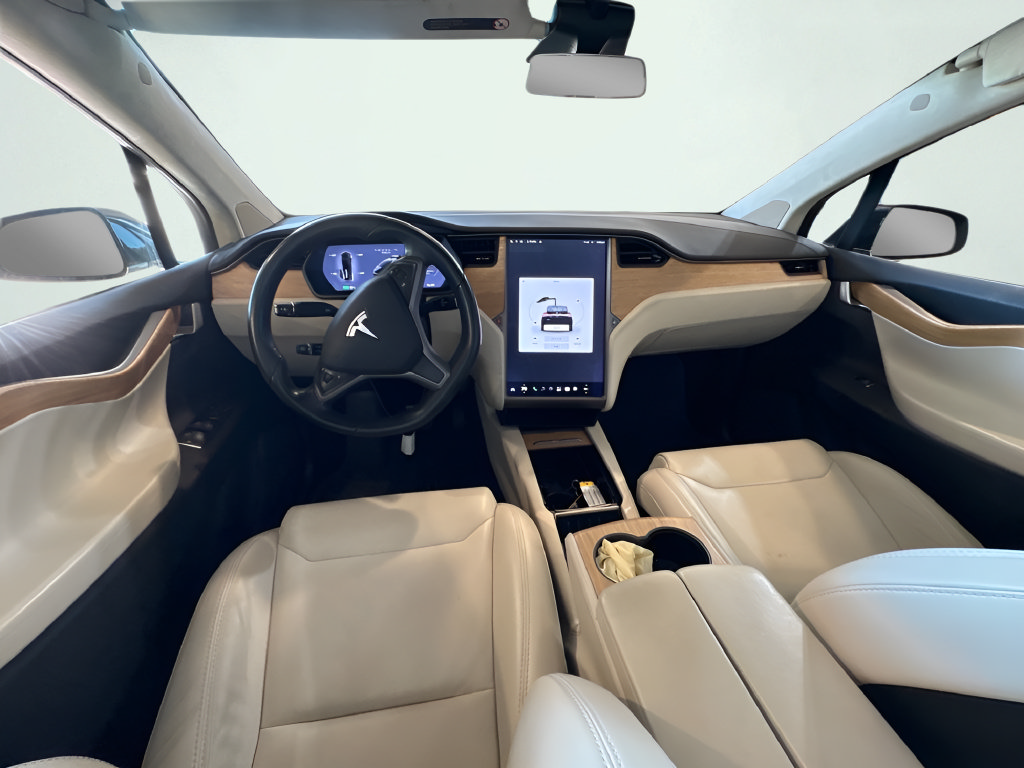 Used 2018 Tesla Model X 75D AWD/4WD image 8