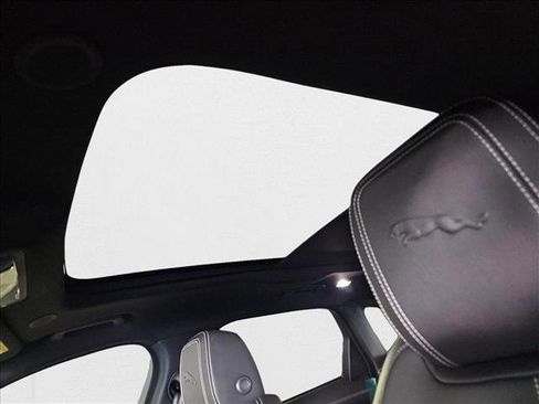 New 2026 Jaguar F-PACE R-Dynamic S image 30