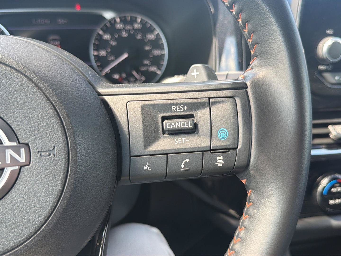 Used 2024 Nissan Pathfinder Rock Creek AWD/4WD image 25