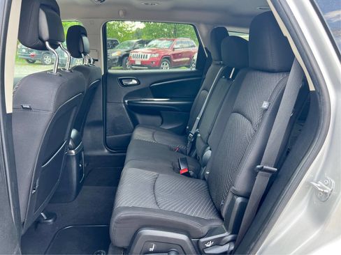 Used 2014 Dodge Journey SXT w/ Flexible Seating Group AWD/4WD image 10
