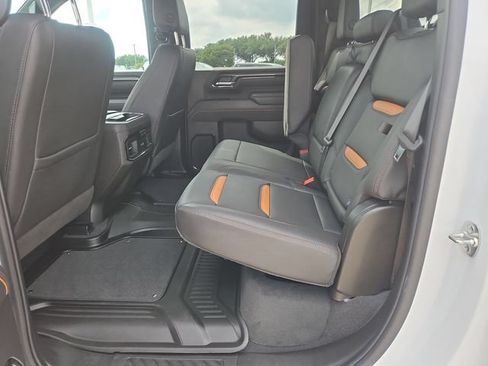 Used 2025 GMC Sierra 2500 AT4 AWD/4WD image 23