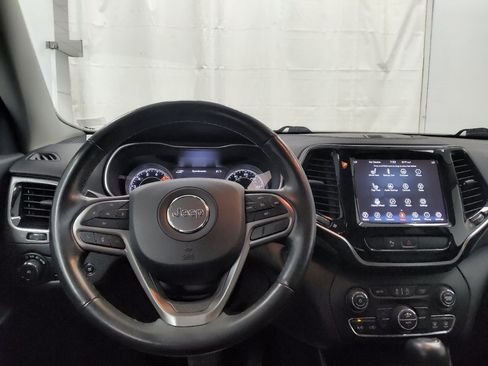 Used 2019 Jeep Cherokee Limited AWD/4WD image 22