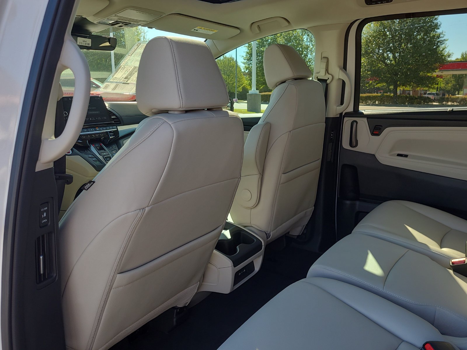 New 2027 Honda Odyssey EX-L image 12