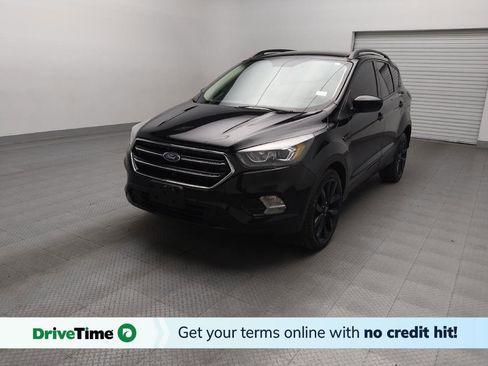 Used 2019 Ford Escape SE FWD image 1