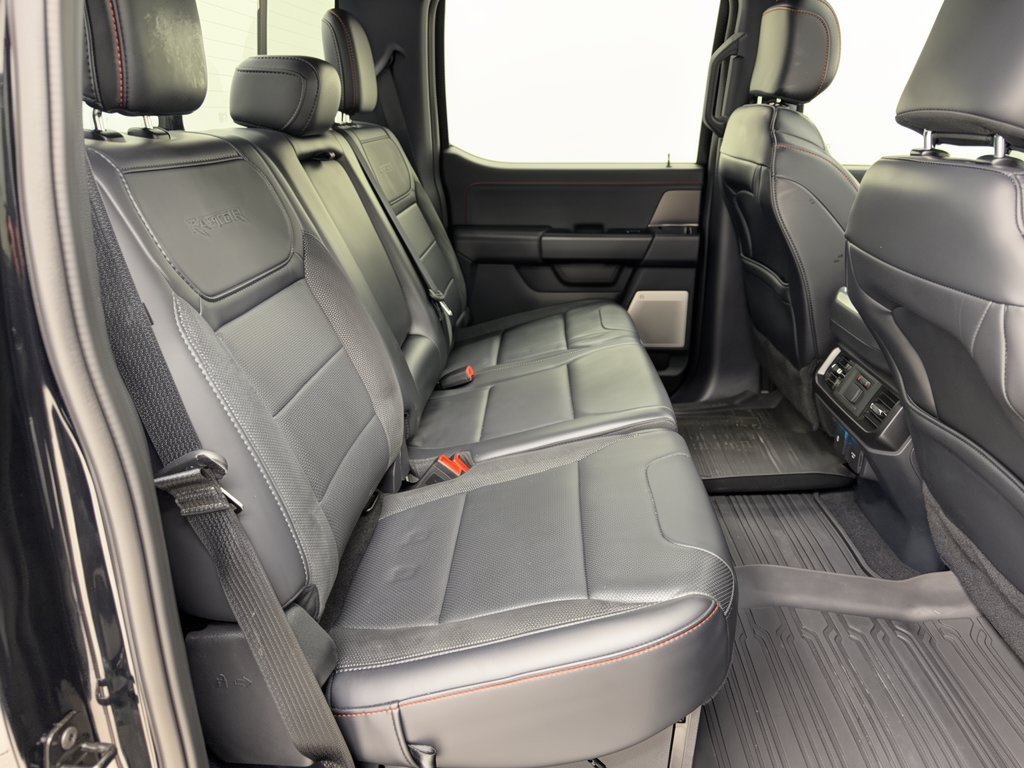 Used 2025 Ford F150 Raptor AWD/4WD image 29
