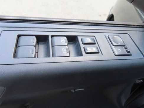 Used 2009 Nissan Titan SE w/ SE Drivers Convenience Pkg image 15