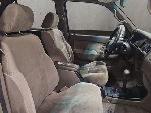 Used 2001 Toyota 4Runner SR5 RWD image 21