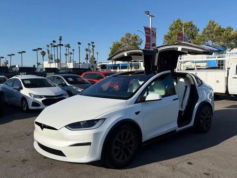 Used 2024 Tesla Model X Plaid AWD/4WD image 5