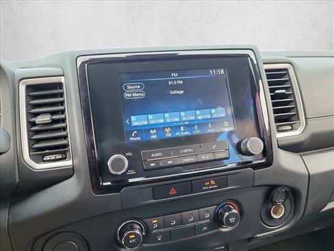 Used 2022 Nissan Frontier SV image 21