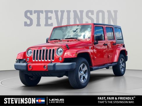 Used 2017 Jeep Wrangler Unlimited Sahara w/ Dual Top Group AWD/4WD image 1