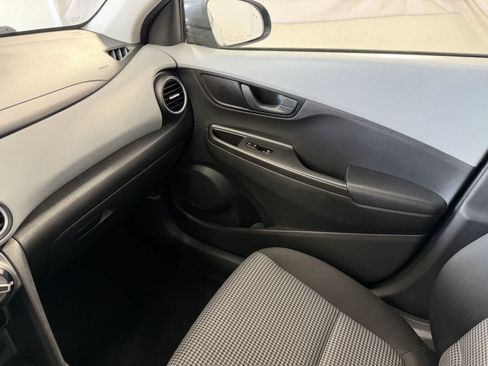 Used 2021 Hyundai Kona SEL FWD image 24