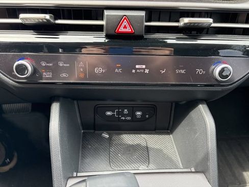 Used 2026 Kia Sportage SX AWD/4WD image 22