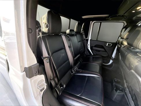 Used 2021 Jeep Gladiator Rubicon image 26
