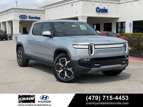 Used 2022 Rivian R1T Adventure image 1