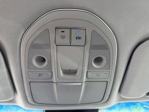 Used 2015 Hyundai Genesis 3.8 AWD/4WD image 28