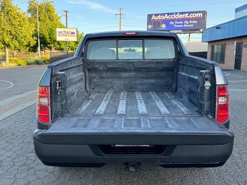 Used 2010 Honda Ridgeline RT image 16