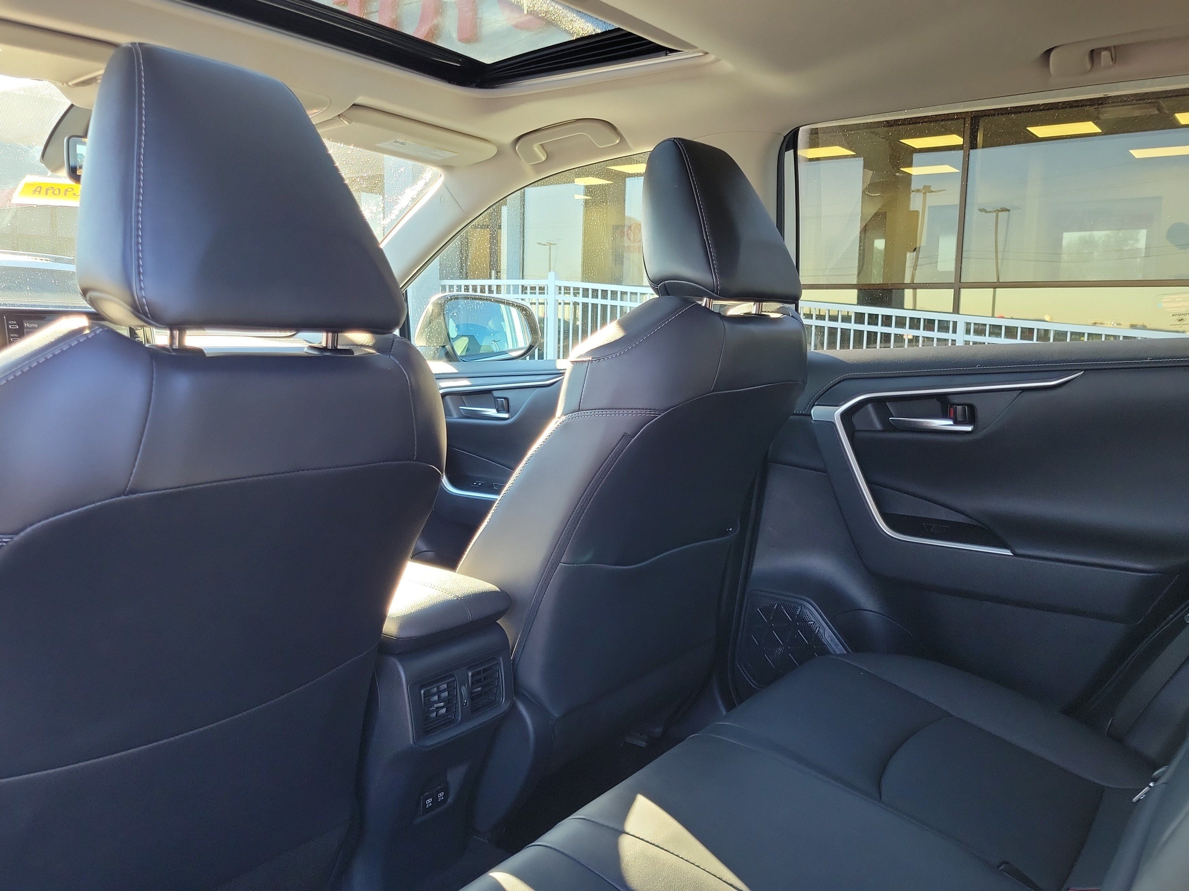Used 2019 Toyota RAV4 Limited w/ All Weather Liner Package AWD/4WD image 14