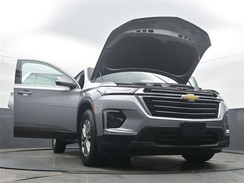 Certified 2023 Chevrolet Traverse LT image 60