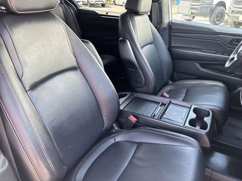 Used 2025 Honda Odyssey Sport-L image 11