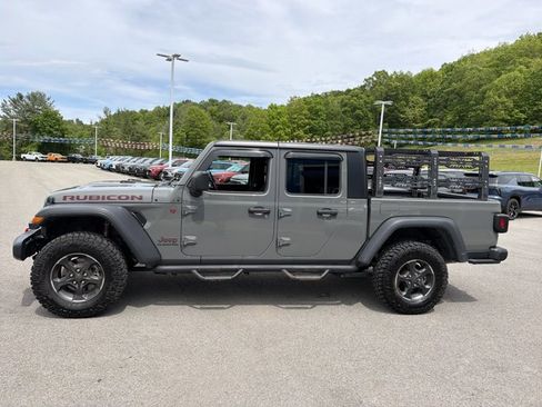 Used 2022 Jeep Gladiator Rubicon w/ Trailer Tow Package AWD/4WD image 8