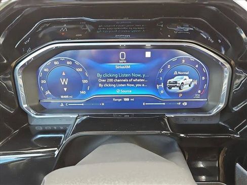 Used 2025 Chevrolet Silverado 1500 LT Trail Boss w/ Convenience Package II AWD/4WD image 10