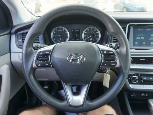 Used 2018 Hyundai Sonata ECO image 3
