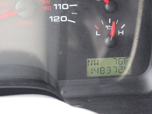 Used 2006 Ford F150 XLT AWD/4WD image 14