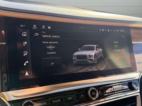 Used 2025 Bentley Flying Spur Plug-In Hybrid AWD/4WD image 22