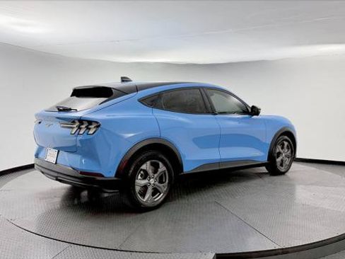 Used 2023 Ford Mustang Mach-E Select RWD image 8