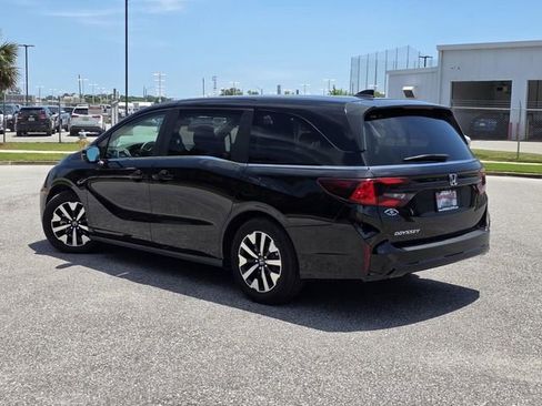 Used 2025 Honda Odyssey EX-L image 4