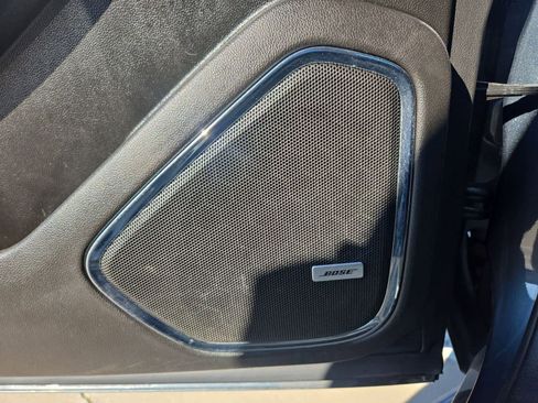 Used 2020 Chevrolet Suburban LT image 30