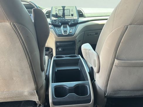 Used 2020 Honda Odyssey LX image 27