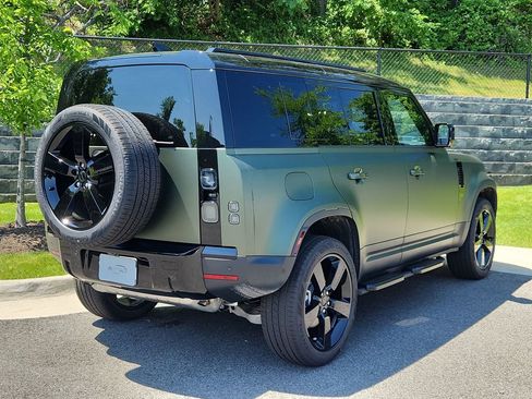 New 2026 Land Rover Defender 110 S AWD/4WD image 2