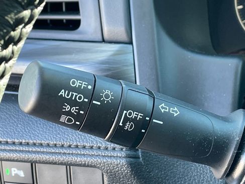 Used 2025 Honda Odyssey Elite image 38