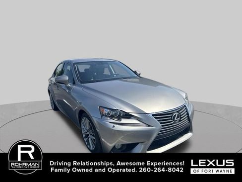 Used 2014 Lexus IS 250 AWD w/ Navigation Package image 3