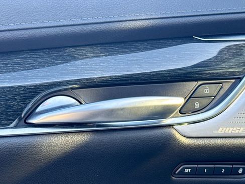 Used 2021 Cadillac XT5 Premium Luxury image 13