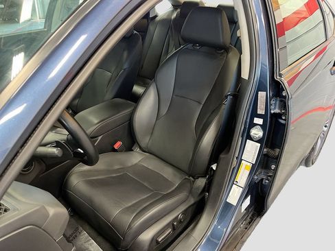 Used 2025 Honda Accord EX-L image 18