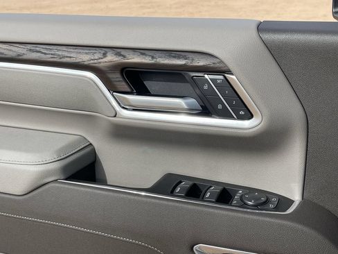 New 2026 GMC Sierra 2500 SLT AWD/4WD image 24