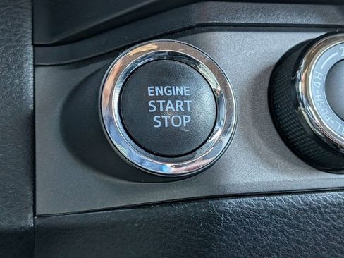 Used 2021 Toyota Tacoma TRD Off-Road image 24