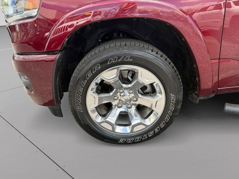Used 2025 RAM 1500 Big Horn AWD/4WD image 9