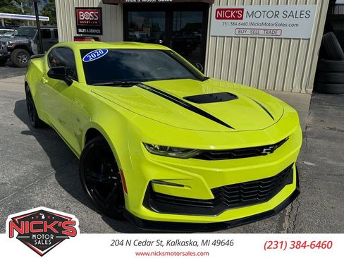 Used 2020 Chevrolet Camaro SS image 1