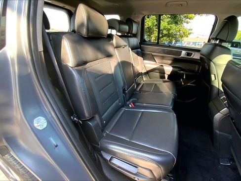Certified 2024 Hyundai Santa Fe Limited FWD image 19